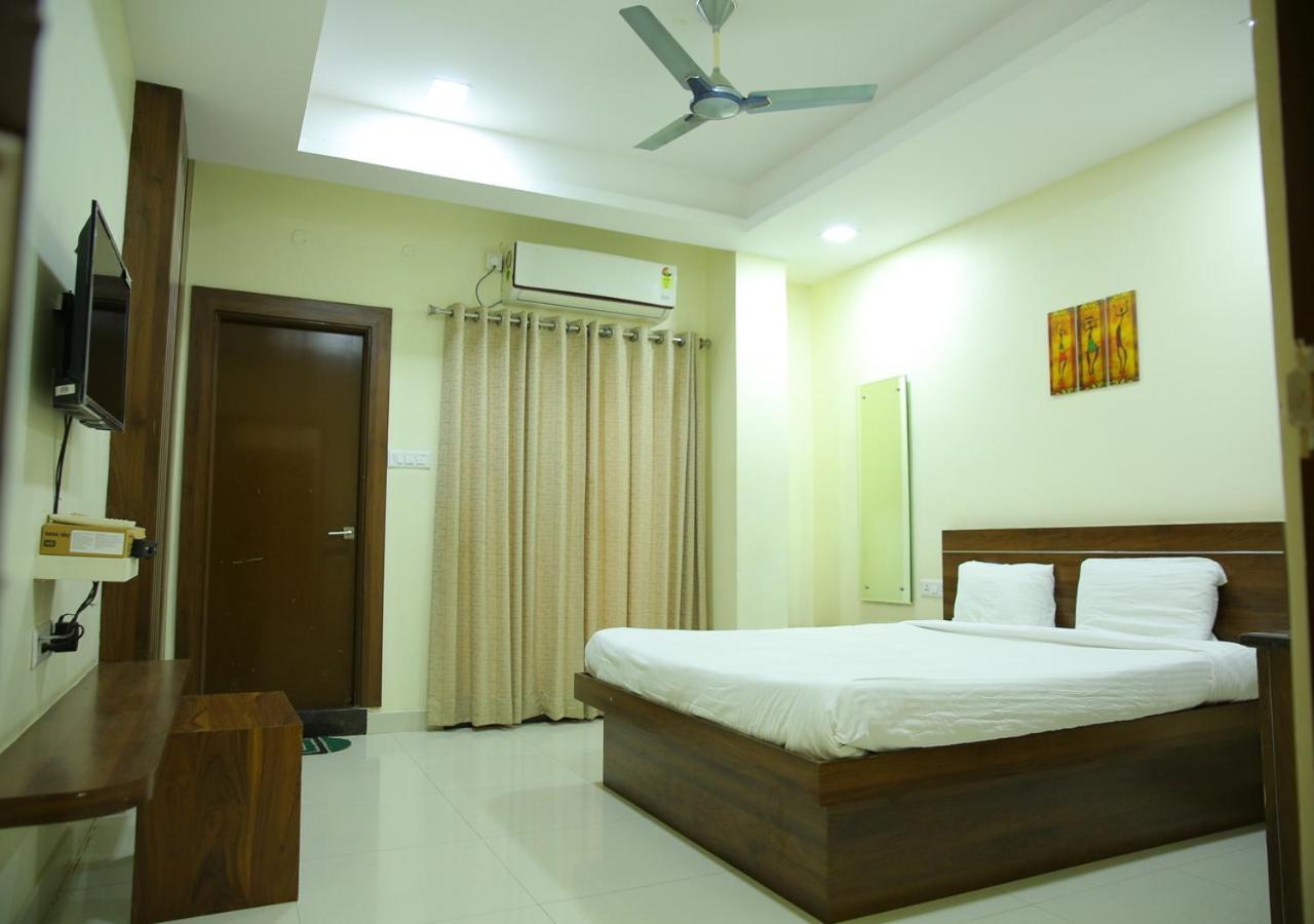 Hotel Maruthi Inn Nirmal  Luaran gambar