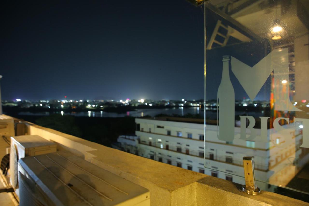 Hotel Maruthi Inn Nirmal  Luaran gambar