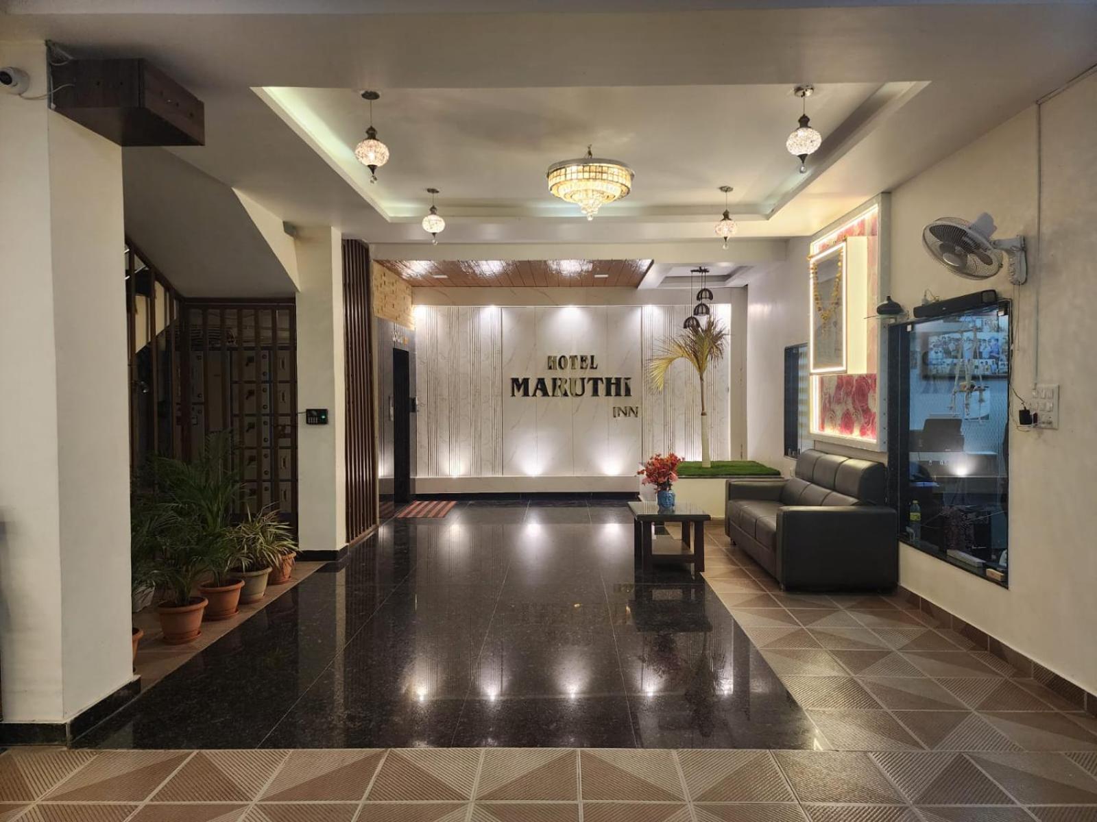 Hotel Maruthi Inn Nirmal  Luaran gambar