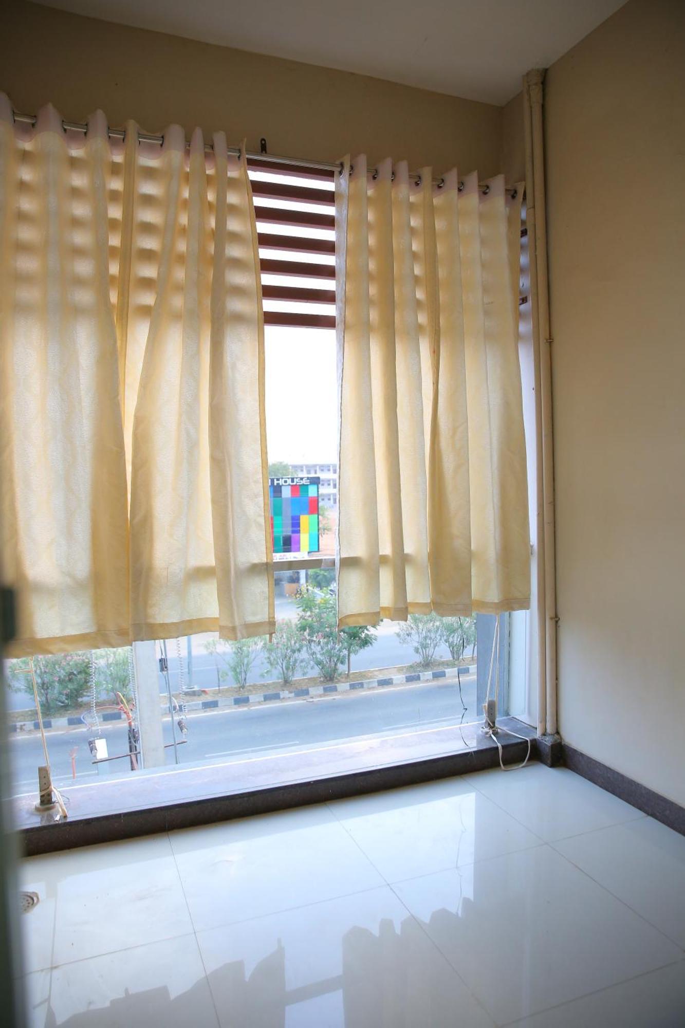 Hotel Maruthi Inn Nirmal  Luaran gambar